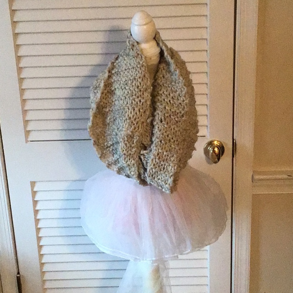 Infinity scarf